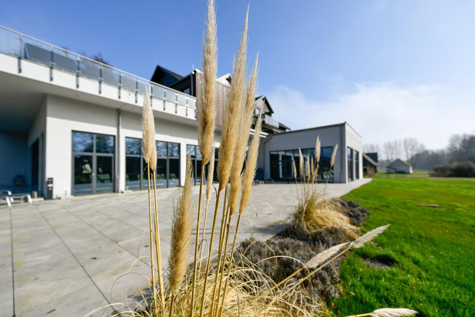 Landhotel Burg Im Spreewald - Resort & Spa Exteriör bild